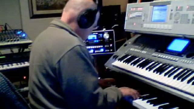 Another Roland BK-7m Demo смотреть онлайн