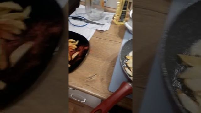 жарим картошку фри смотреть онлайн