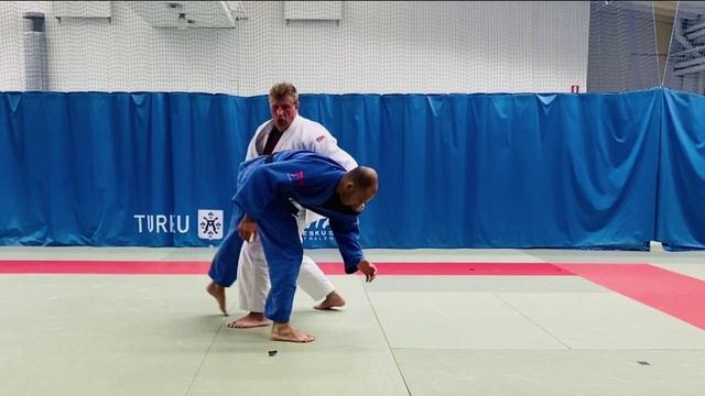 БРОСОК В ДЗЮДО КОТОРЫЙ ДЕЛАЮТ ЕДИНИЦЫ. УКИ ОТОСИ .FANTASTIC JUDO THROW. UKI OTOSHI #judo #ukiotoshi смотреть онлайн
