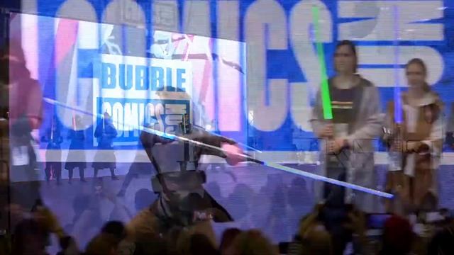 Саберфайтинг на Bubble Comics Con смотреть онлайн