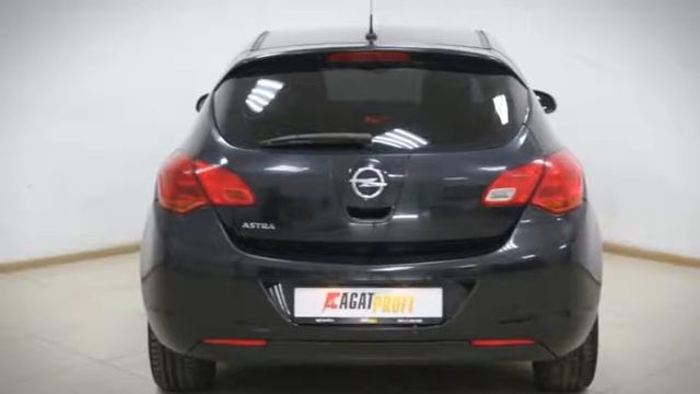 Opel Astra с пробегом 2012