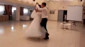 Самый классный и зажигательный свадебный танец!