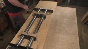 Оригинальный сверлильный станок из мощной дрели и подъёмным столом. 1 часть