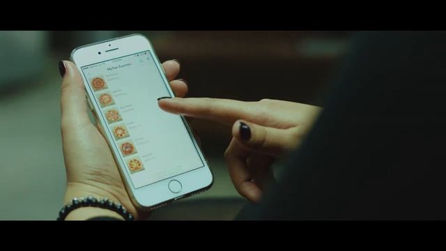 MyTaxi Express - тестовая отправка пиццы при помощи дрона смотреть онлайн