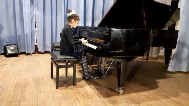 Абсеутова Эльвие 11 лет. Й. Гайдн, Соната (23) F-dur. 1ч. смотреть онлайн