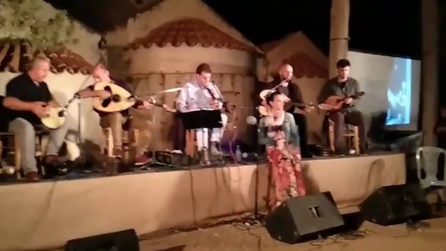 Συρτά Δημήτρης Σγουρός - Ευγενία Τολη смотреть онлайн