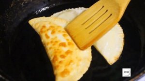 Чебуреки с сыром . Быстро и вкусно