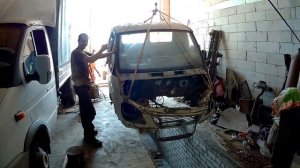 ч 3  Газель  Выкатываем раму, поднимаем кабину устанавливаем кабину на раму