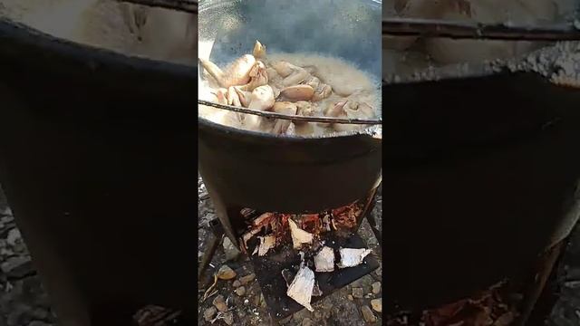 Куриные крылышки в казане смотреть онлайн