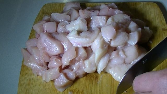 ПЛОВ легко и просто! Когда готовлю плов из куриной грудки съедается за раз! Рассыпчатый и вкусный! смотреть онлайн