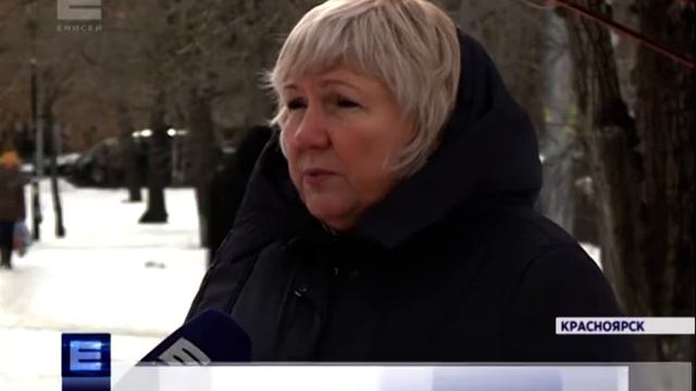Под колодцем на дороге возле автовокзала начала проваливаться земля смотреть онлайн