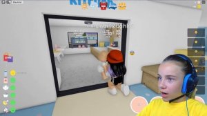 Я ВРЕДНЫЙ РЕБЕНОК в Садике! 24 Часа в САДИКЕ ROBLOX