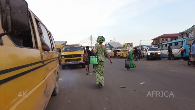 Lagos Nigeria 4k - Street Scenes in Extremely busy African City смотреть онлайн