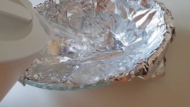 How to clean your PANDORA BRACELETS AND CHARMS without brushing, scrubbing or rubbing. SO EASY! смотреть онлайн