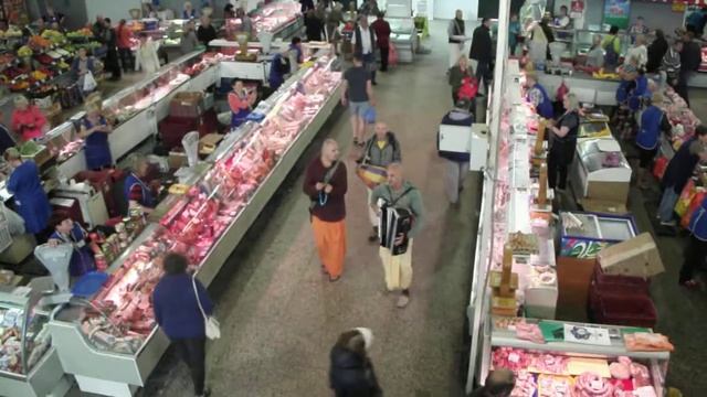 Харинама в Витебске на Смоленском рынке 15.07.2017г. часть12 смотреть онлайн