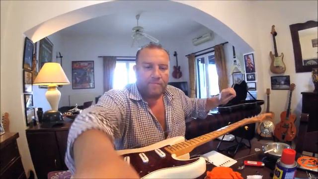 How to string a Fender Strat, Fender Jimmy Vaughan Strat смотреть онлайн