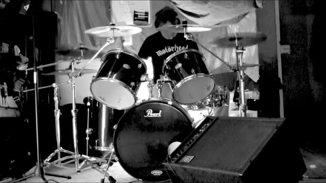 LOUNGE ACT - NIRVANA - DRUM COVER смотреть онлайн