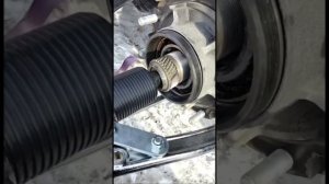 Демонтаж ступицы полуприцепа Тонар на выезде #прицеп #ремонтгрузовиков #ремонтавто #тонар #ось