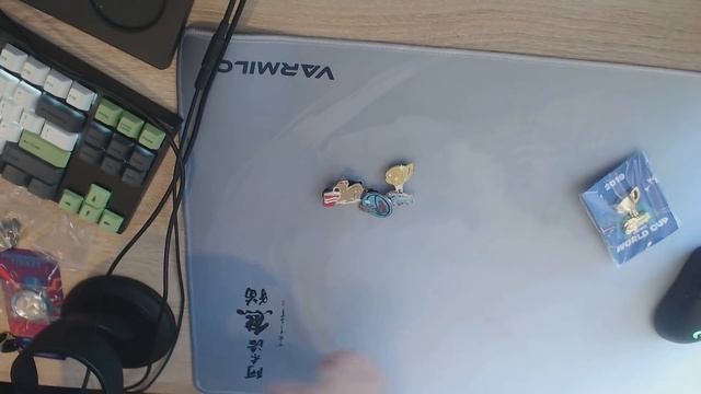 V-BUCKS В РЕАЛЬНОЙ ЖИЗНИ! РЕАКЦИЯ НА ПОДАРКИ ОТ EPIC GAMES смотреть онлайн