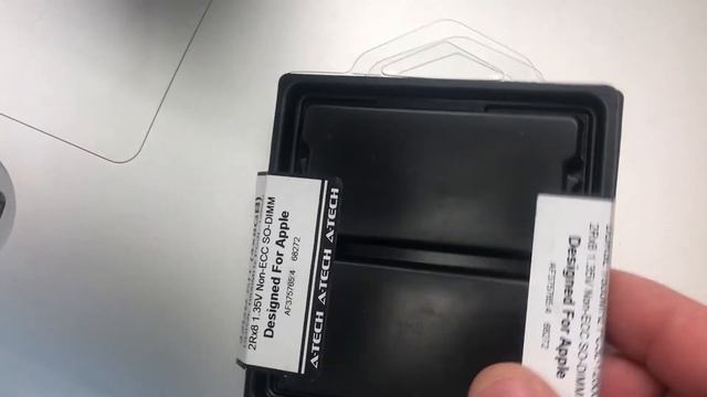 I just replaced the RAM in my iMac (Late 2014) and it was EASY!! смотреть онлайн