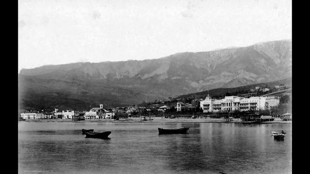 Старинная Ялта. Набережная, акватория, гостиницы, творения Н.Краснова. Photo of the old Yalta смотреть онлайн