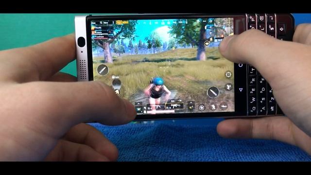 PUBG на КНОПОЧНОМ телефоне смотреть онлайн