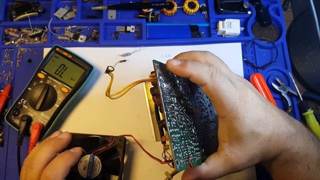 Простое зарядное устройство из компьютерного блока питания , ремонт. смотреть онлайн
