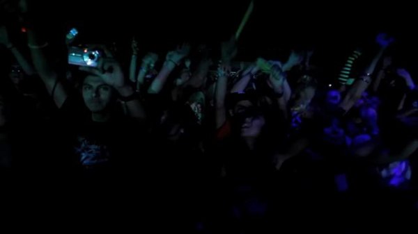 Turbulence (ft. Lil Jon) - Steve Aoki & Laidback Luke MUSIC VIDEO