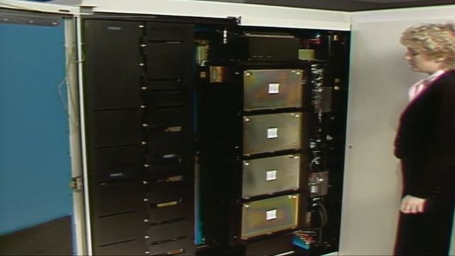 IBM 3090 Processor Training смотреть онлайн