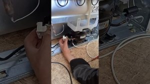 Заклинил компрессор на холодильнике