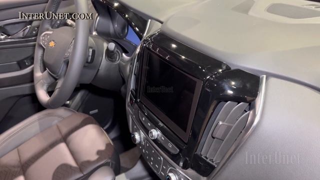 High Country 2022 Traverse 3-Row Seating Chevrolet SUV смотреть онлайн