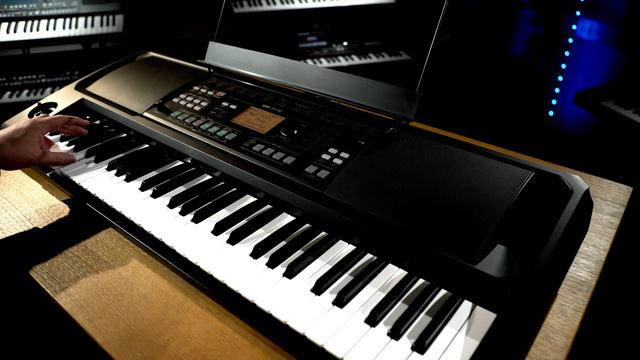 KORG EK-50 Entertainer Keyboard: All Playing, No Talking! Official Video. смотреть онлайн