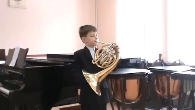 Матей Петуховский исполняет Песню пастушка, Моцарт смотреть онлайн