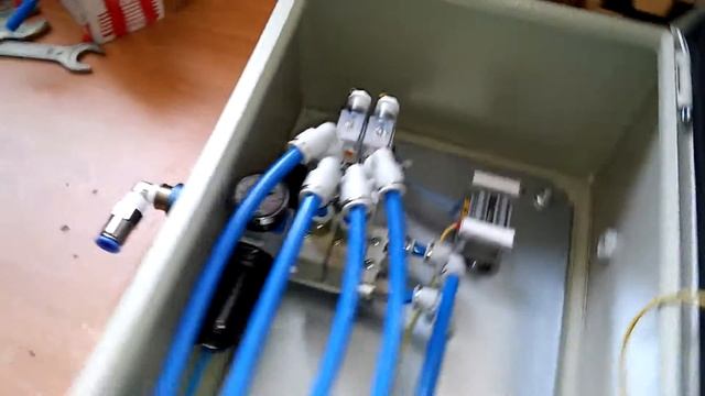 Пневматический шкаф на 2 распределителя смотреть онлайн