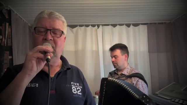 Veli Kuja-Halkola & Kimmo Mänty - Teit Laulustani Kauniin смотреть онлайн