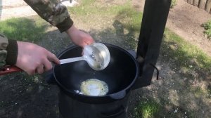 Сырные Макароны в казане на природе