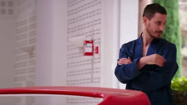 Овердрайв / Overdrive (2016) / Боевик с ретроавтомобилями от авторов «Двойного форсажа»