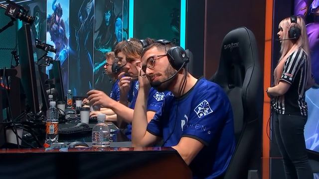 XL vs. OG - Week 9 Day 2 | LEC Spring Split | exceL Esports vs. Origen (2019) смотреть онлайн