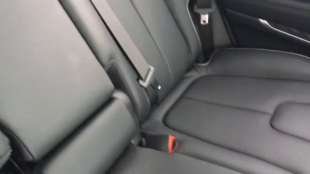 2022 Hyundai Santa Fe Review With Collin Flanagan