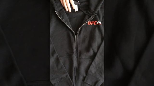 Толстовка Reebok смотреть онлайн