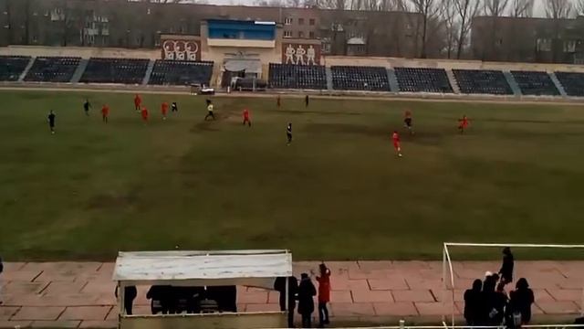 Футбол. Торецк-Димитрово(2-1) смотреть онлайн