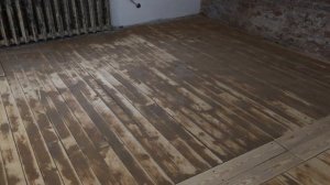 Циклевка крашенного пола. Шлифовка подоконника. Щели - заделка.