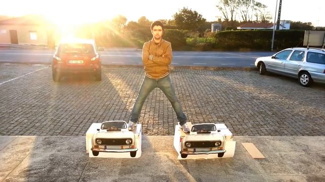 Van Damme - Volvo Trucks (Parody Portuguese Renault 4L)