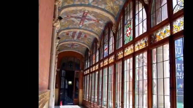 Hospital de Sant Pau _ Barcelona- Música original "Estalagmita MidiMan" (Roger Griera) смотреть онлайн