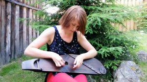 Катерина Ольшина. Игра на кантеле. Мелодия "Айно".