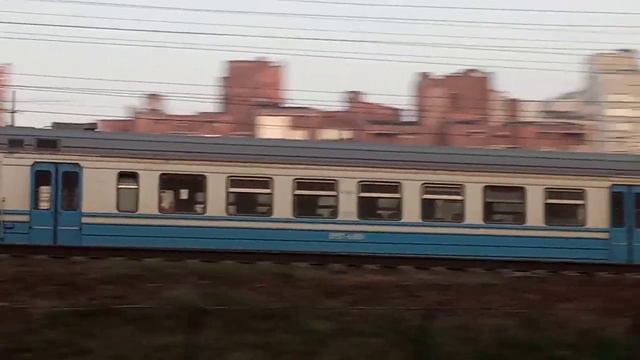 "Вторничный короткий рейс"Восьмивагонная Эр9т-668 Региональный поезд №866 Киев Волинский-Чернигов смотреть онлайн
