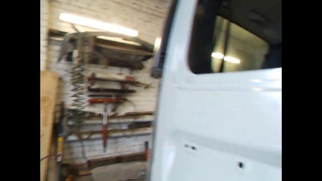 Замена задней панели Ларгус смотреть онлайн