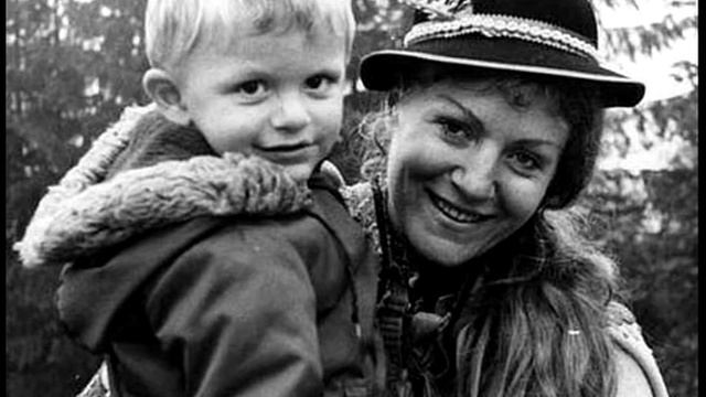Анна Герман Один лишь раз сады цветут смотреть онлайн