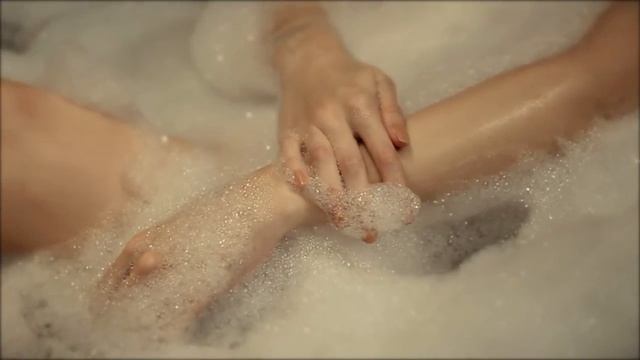 iOttie Waterproof Skin for iPhone 4S and iPad: Relaxing Bath time смотреть онлайн