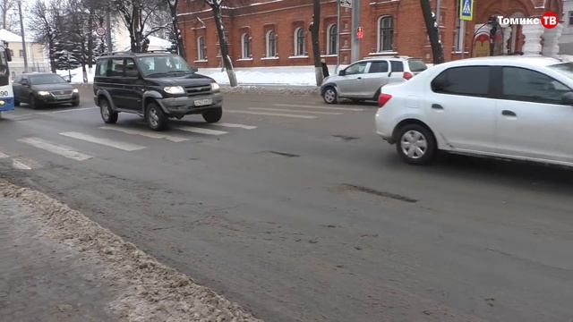 Ямы на дорогах в центре Владимира невидимы для сити-менеджера Андрея Шохина смотреть онлайн